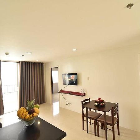 Holiday Oceanview Residences And Resort Samal Extérieur photo