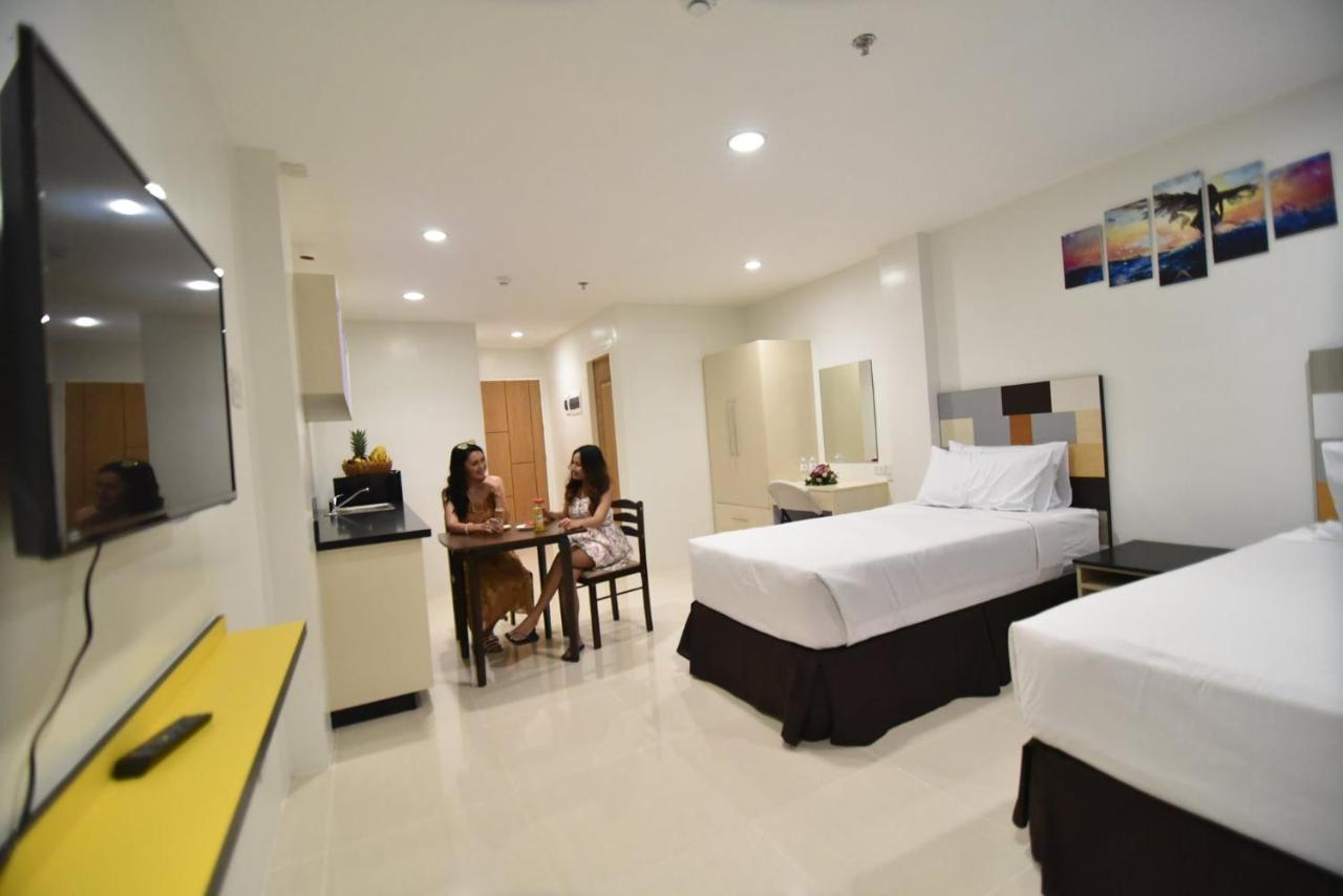 Holiday Oceanview Residences And Resort Samal Extérieur photo